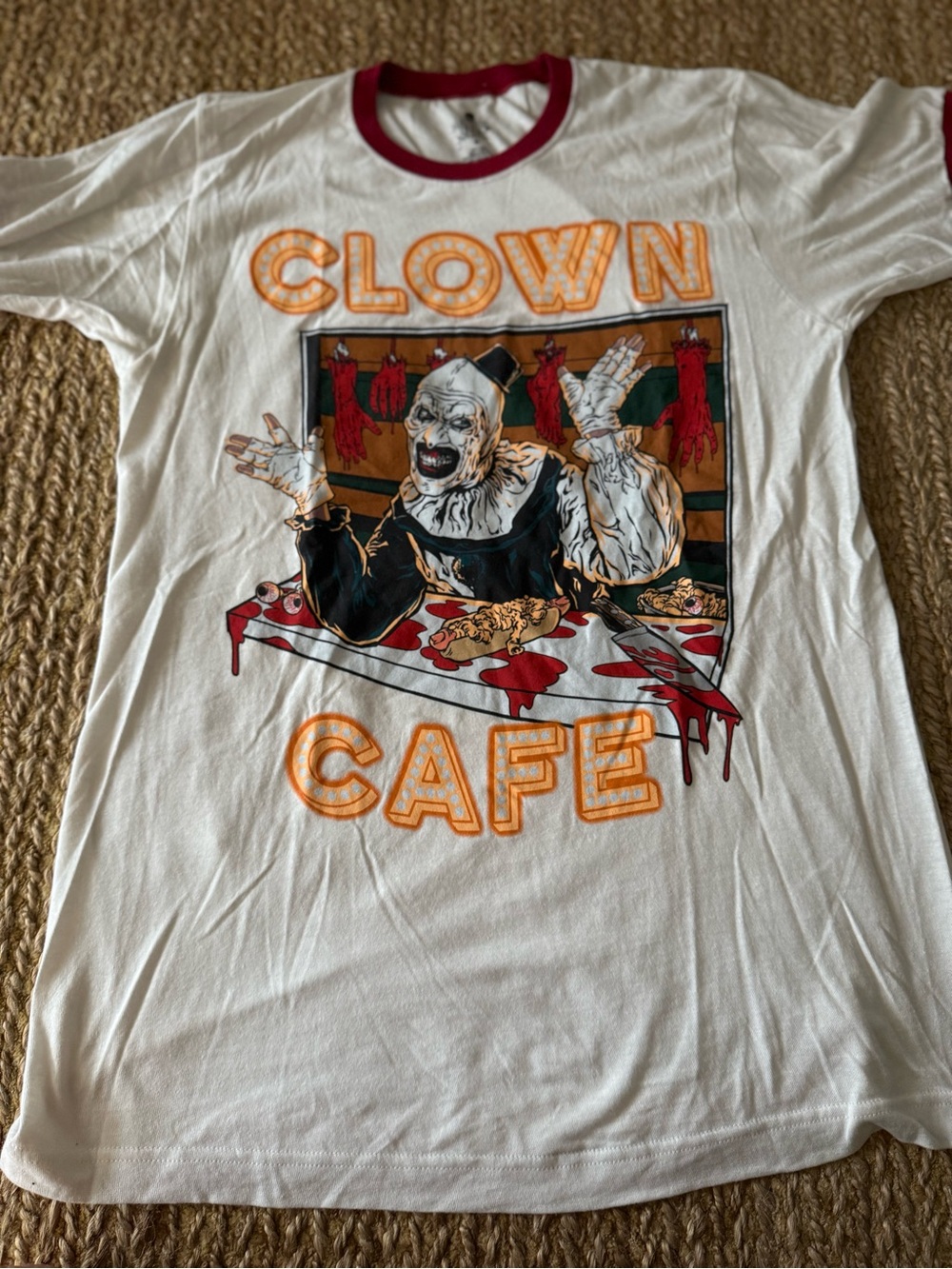 Universal Studios Halloween Horror Nights Clown Cafe Adult  T-Shirt Size Medium